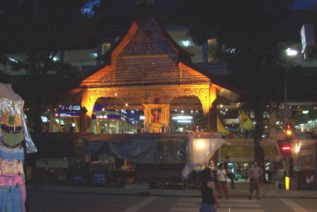 Night Bazaar sights