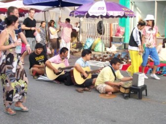 Saturday Market - Music